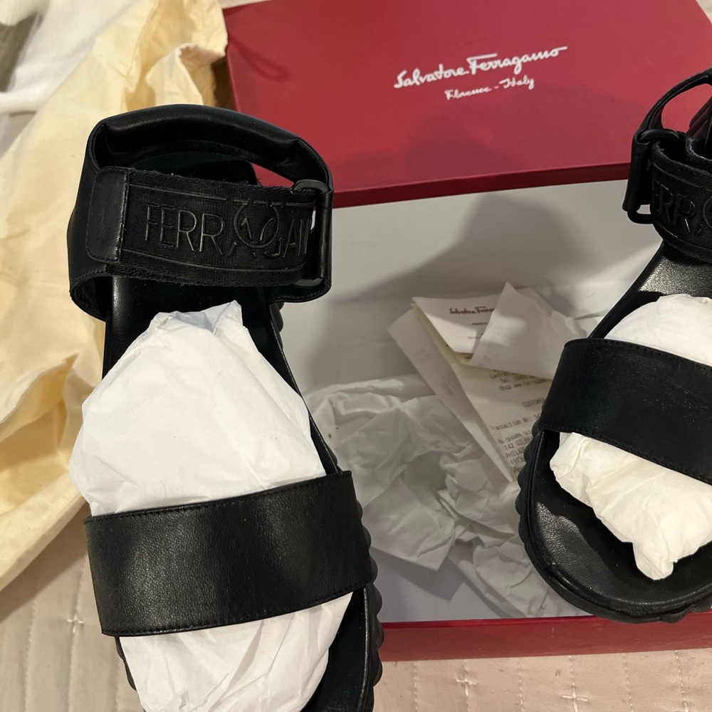 (SOLD)New Ferragamo Black Velcro strap  sandals